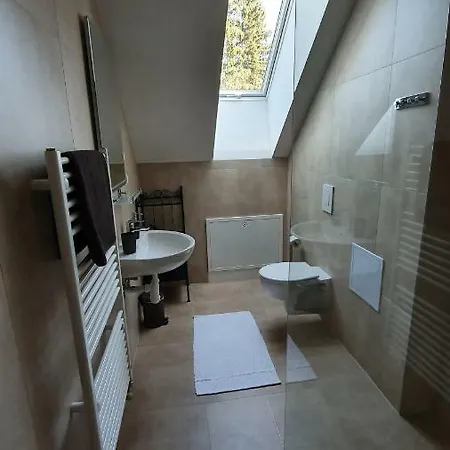 Apartmanovy Dom Lucky 188 شقة